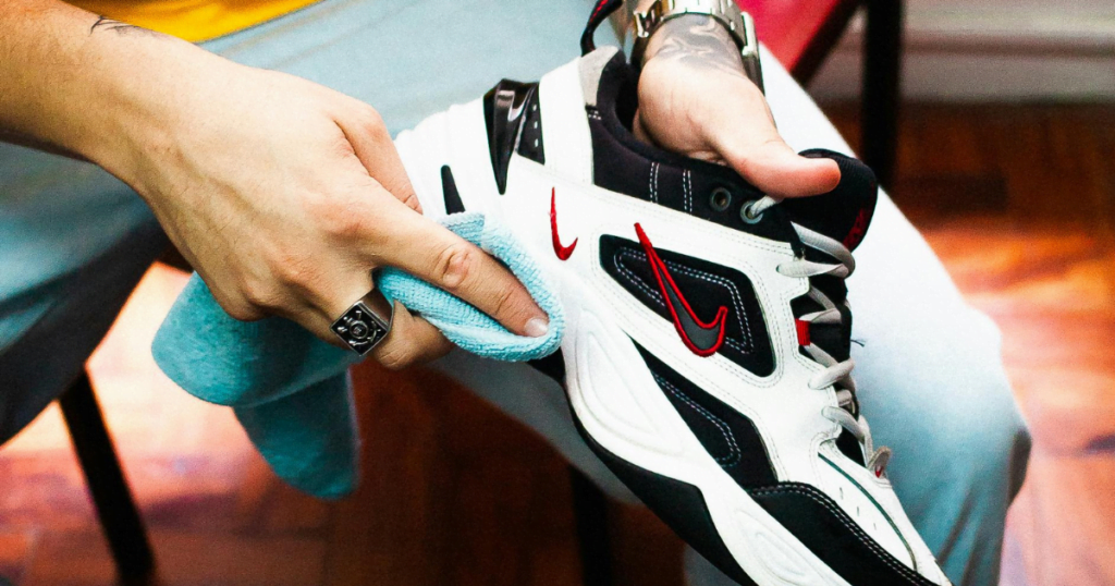 Sneakers reinigen lente